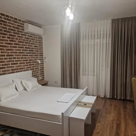 27 Center House Shkoder